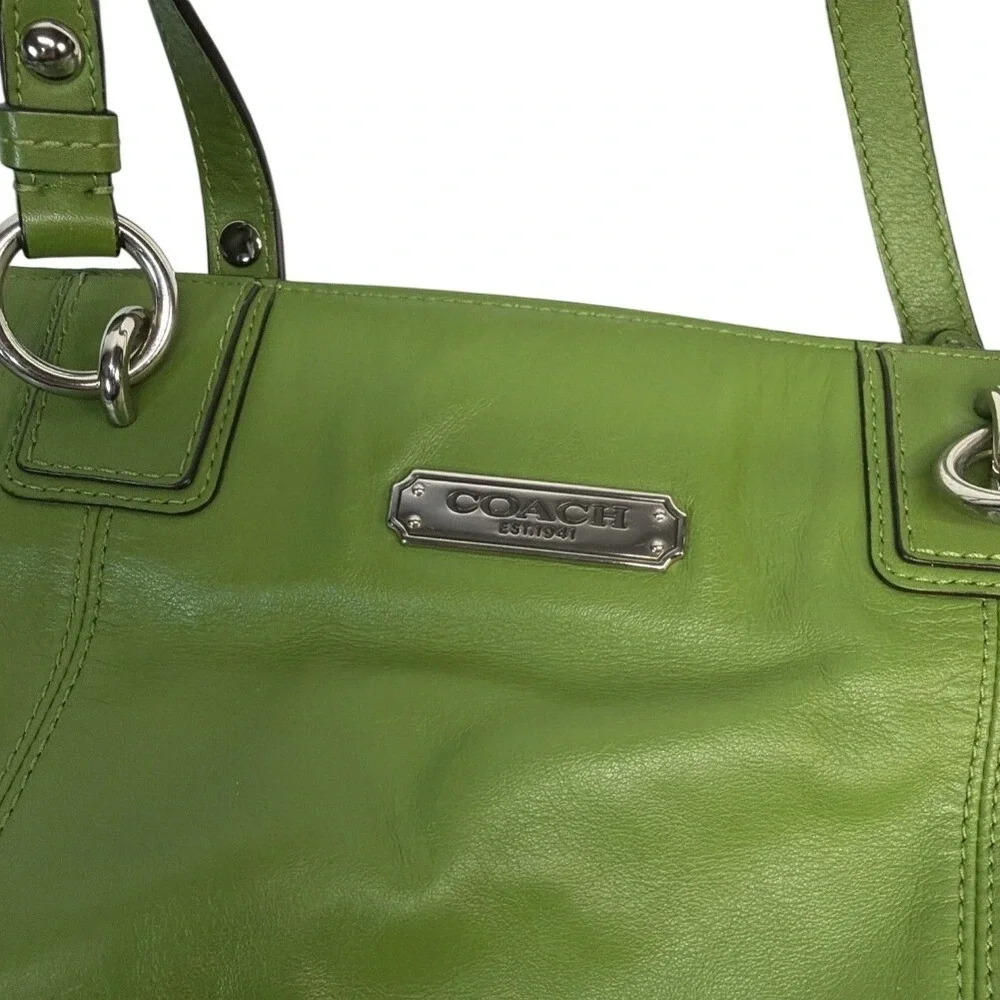 Coach Gallery Tote Green Leather Shoulder Bag F19456 Silver Hardware - Picture 2 of 7